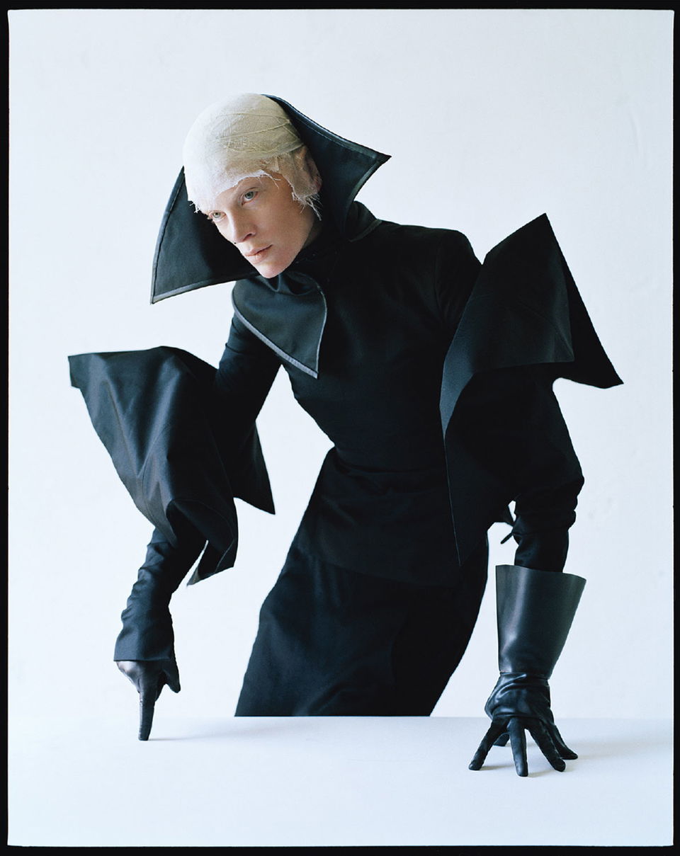 Dame of Thrones. Kristen McMenamy by Tim Walker (2012)