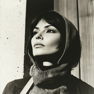 Haze Geometry style, Midjourney V6.1: photographic portrait of female protagonist