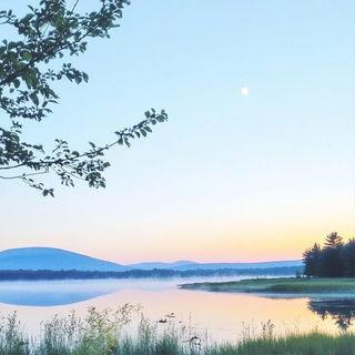 Gearvista style, Midjourney V6.1: realistic landscape photograph of quiet dawn