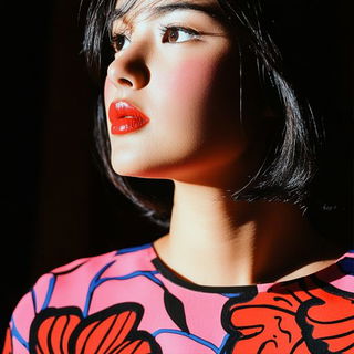 Kimono Prismatics style, Midjourney V6.1: photographic portrait of female protagonist