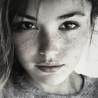Impastetch style, Midjourney V6.1: photographic portrait of female protagonist