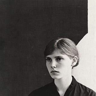 Magma Mirror style, Midjourney V6.1: photographic portrait of female protagonist