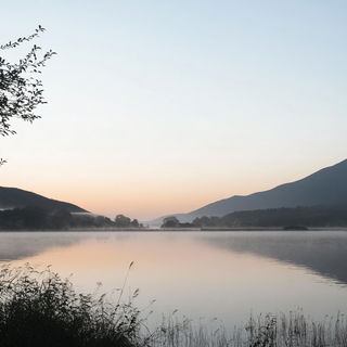 Glazegestalt style, Midjourney V6.1: realistic landscape photograph of quiet dawn