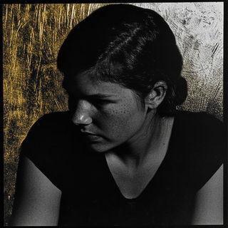 Faceted Tropicisme style, Midjourney V6.1: photographic portrait of female protagonist