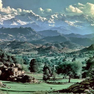 Steelcloud Pictures style, Midjourney V7: realistic landscape photograph of quiet dawn