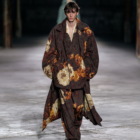 Dries van Noten style (Fashion designers), Midjourney V8.2
