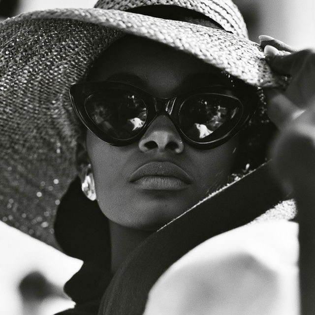 Eve Arnold style, Midjourney V8.2, render 1 of 4