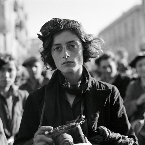 Gerda Taro style (Photographers), Midjourney V8.2