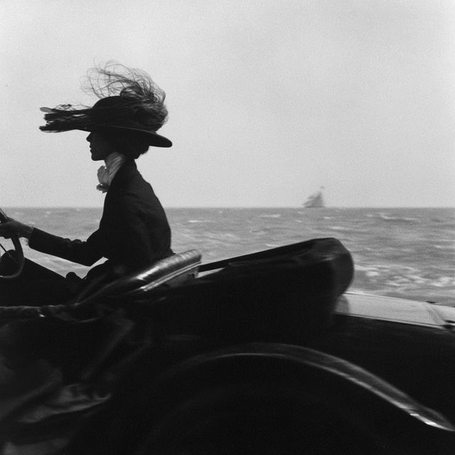 Jacques Henri Lartigue style, Midjourney V8.2, render 2 of 4