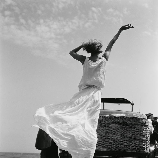 Jacques Henri Lartigue style, Midjourney V8.2, render 3 of 4