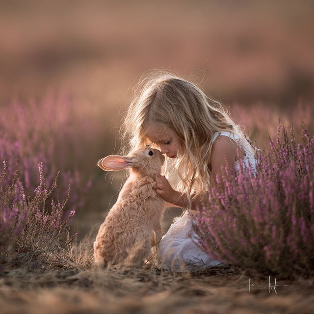 Lisa Holloway style, Midjourney V8.2, render 3 of 4