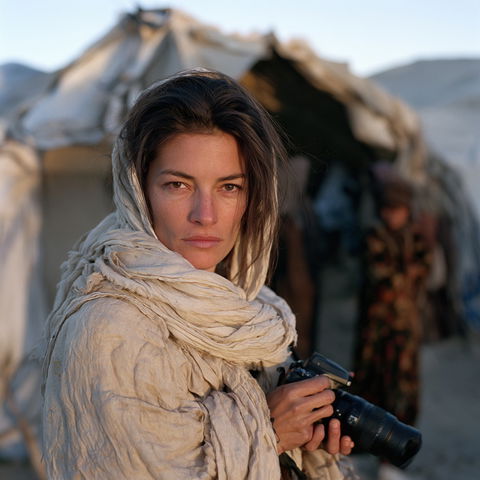 Lynsey Addario style (Photographers), Midjourney V8.2
