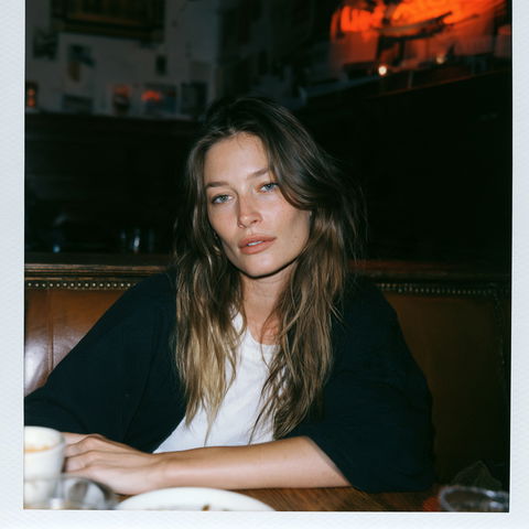 Polaroid style (Genres), Midjourney V8.2