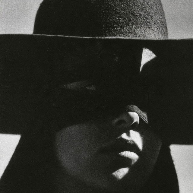 Tina Modotti style, Midjourney V8.2, render 3 of 4